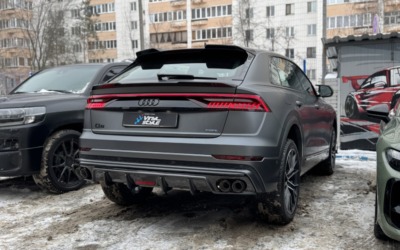 Audi Q8 — замена заднего диффузора и насадок выхлопной системы