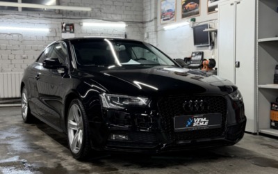 Двухдверная Audi A5 2012 года — установка доводчиков дверей