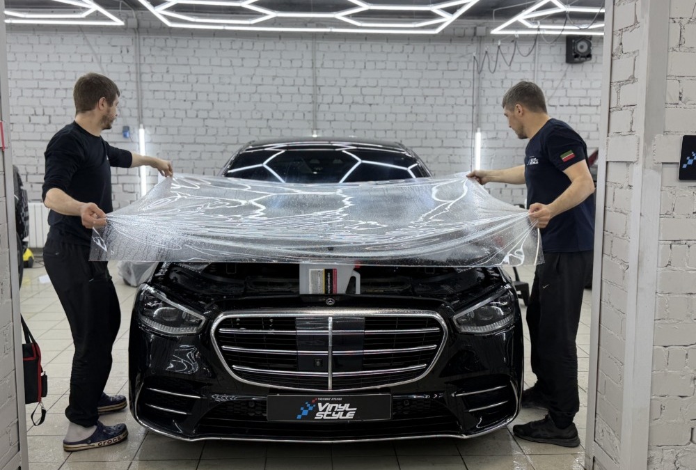Бронирование кузова Mercedes S580 полиуретановой пленкой