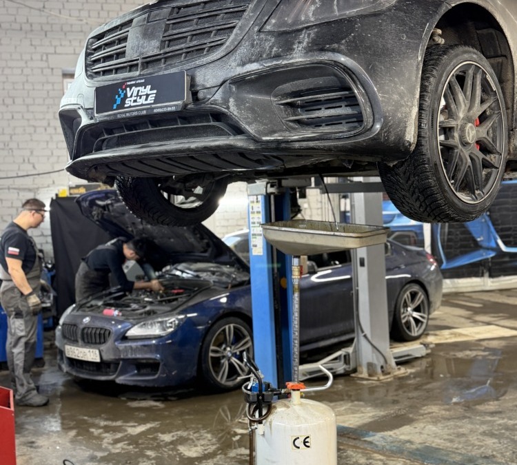 На этом Mercedes S500 мы провели техническое обслуживание с заменой топливного фильтра