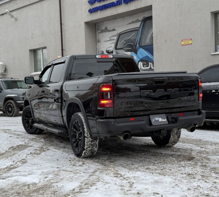 Бронирование кузова автомобиля Dodge Ram полиуретановой пленкой