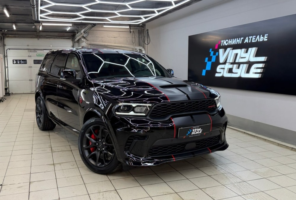 Dodge Durango SRT — бронирование кузова, стайлинг, шумоизоляция автомобиля, покраска шильдиков