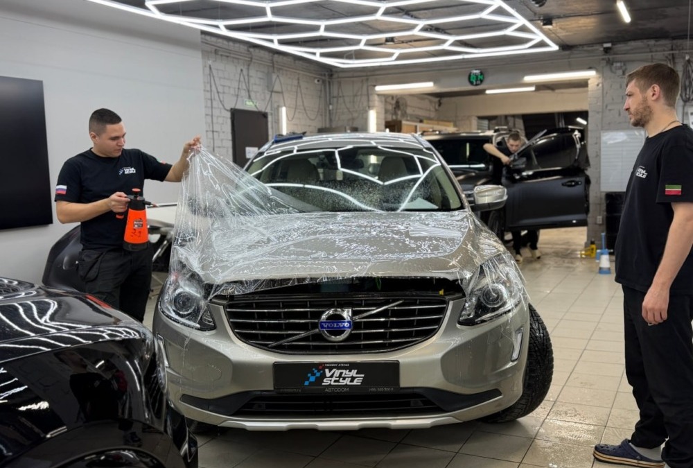 Volvo XC 60 — комплексное бронирование кузова и установка StarLine S97