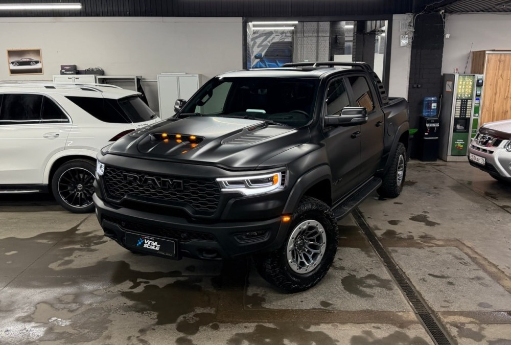 Dodge Ram RHO — бронирование кузова матовой пленкой, бронирование лобового и салона