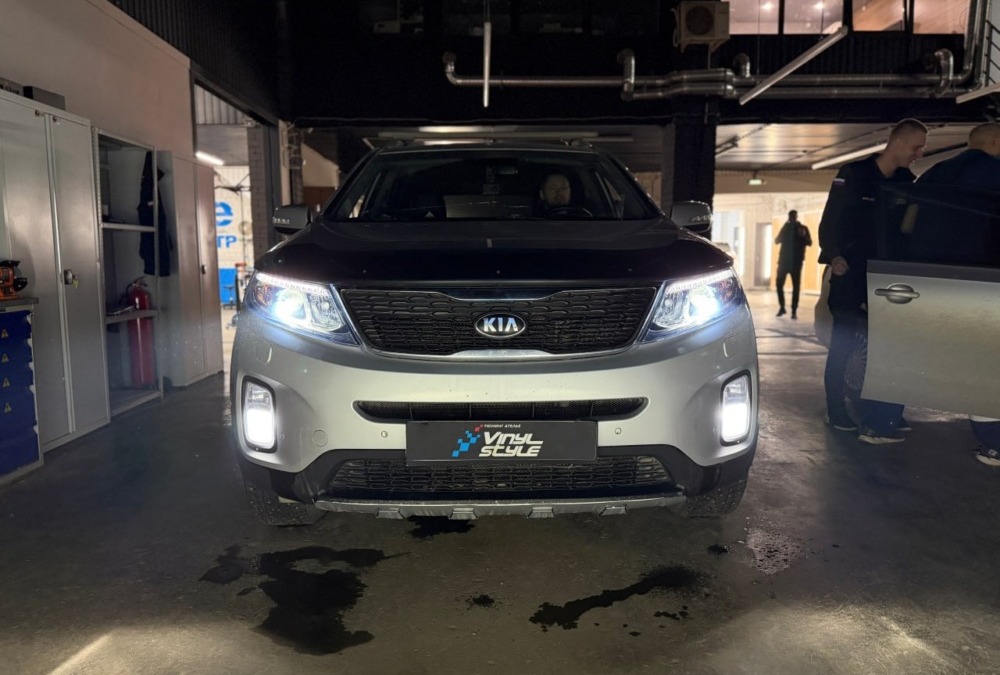 Kia Sorento — установка  bi-led модулей Aozoom K3 Dragon Knight