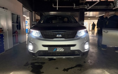 Kia Sorento — установка  bi-led модулей Aozoom K3 Dragon Knight