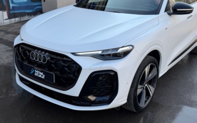 Audi Q5 2025 года — бронирование матовой полиуретановой пленкой