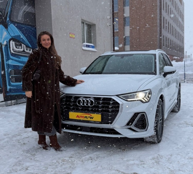 Подобрали и привезли автомобиль Audi Q3 35 TFSI 2022 года для Диляры