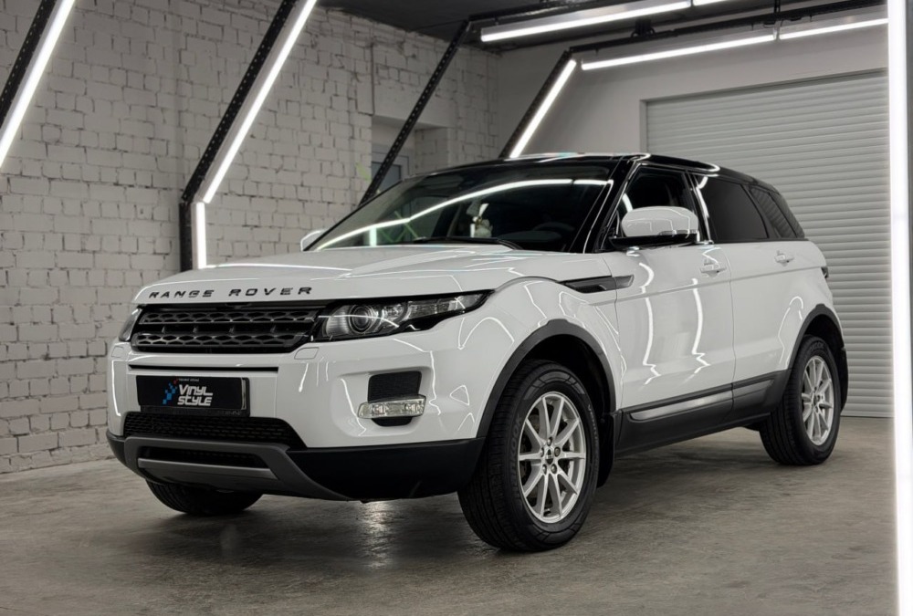 Range Rover Evoque — полировка кузова и нанесение керамики, ремонт сиденья и химчистка