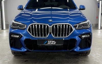 Полировка кузова автомобиля BMW X6 и нанесение керамики