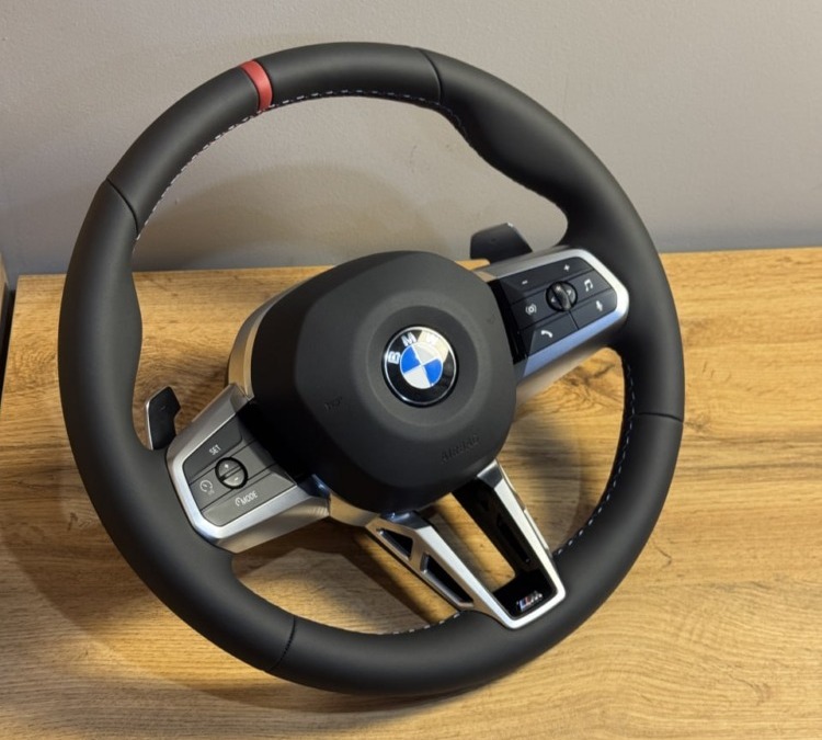 Перетяжка рулей от BMW X4 и X5 в различных вариациях