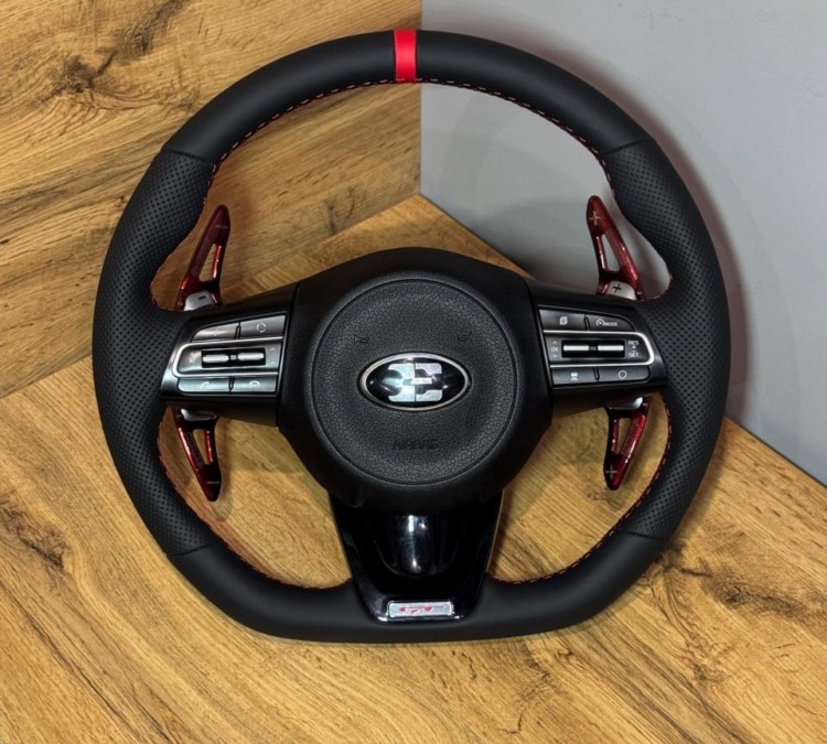 Перетяжка руля автомобиля Kia Stinger