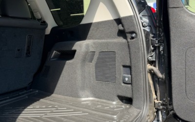 Перетяжка пластика в багажнике Toyota Land Cruiser Prado