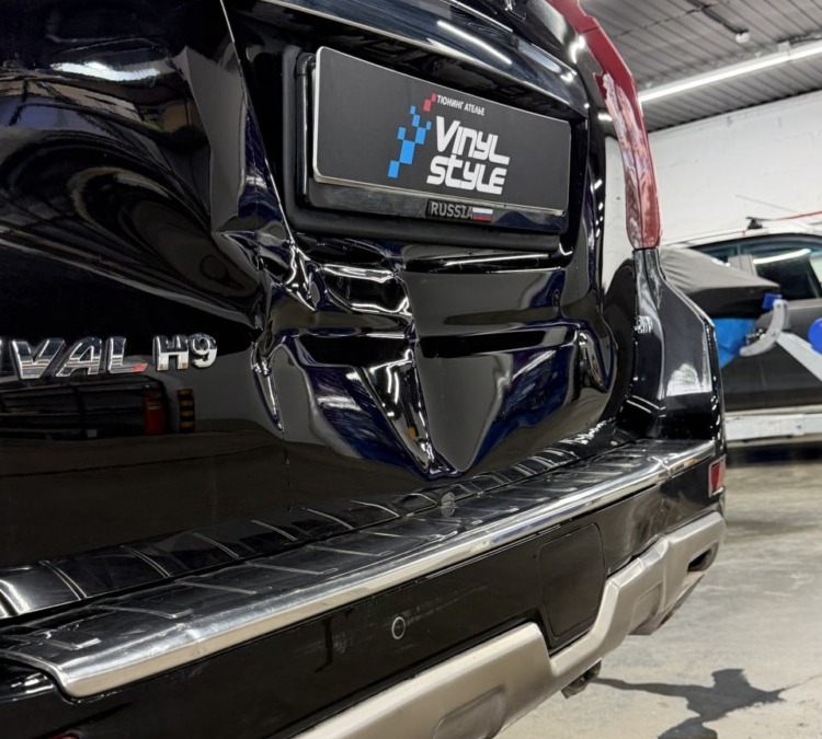 Ремонт вмятин без покраски на крышке багажника автомобиля Haval