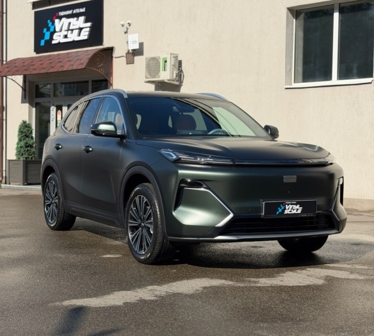 Geely EX3 — оклейка кузова матовой полиуретановой пленкой