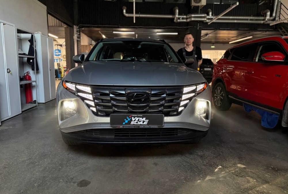 Hyundai Tucson 2022 — установка билед модулей и шумоизоляция авто