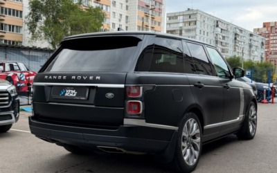Преображение Range Rover: матовый чёрный цвет без компромиссов