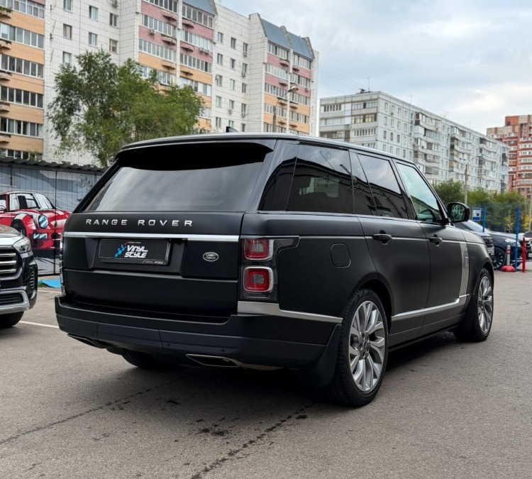 Преображение Range Rover: матовый чёрный цвет без компромиссов