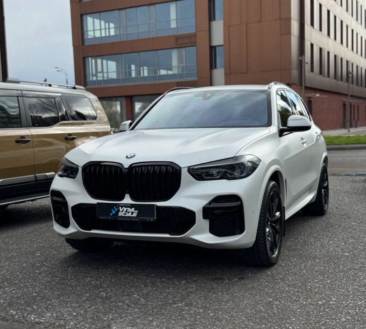 Установка Android-блока на BMW X5: доступ к приложениям и функциям