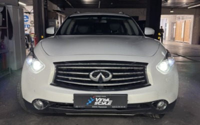 Infiniti QX70 — увеличение яркости света в 10 раз (х10) с новыми модулями Aozoom K3