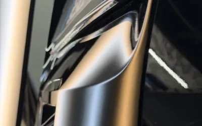 Hyundai Staria — устранение вмятины на крышке багажника