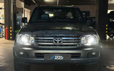 Улучшили освещение Toyota Land Cruiser 100 — установили двухчиповые билед модули фирмы «Hp car»