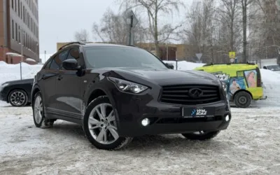 Infiniti FX37 — антихром, пошив 3Д ковров с бортами и ворсовых, замена ремней, обслуживание авто