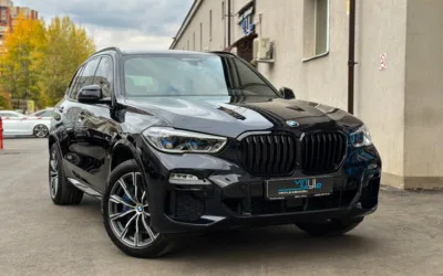BMW X5 — химчистка, полировка и бронирование кузова, керамика, антихром